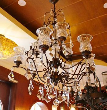 vintage chandelier  40-01  ( by Funky Vintage )