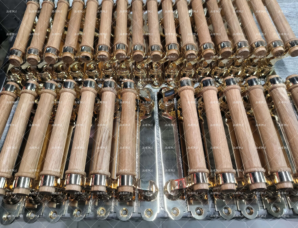 Производство оконных исторических ручек