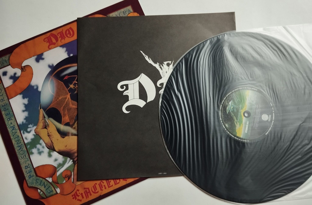 Винтажная виниловая пластинка LP Dio Sacred Heart (Japan 1985) (No Obi)