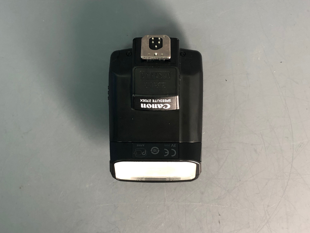 Canon 270EX сломан фиксатор