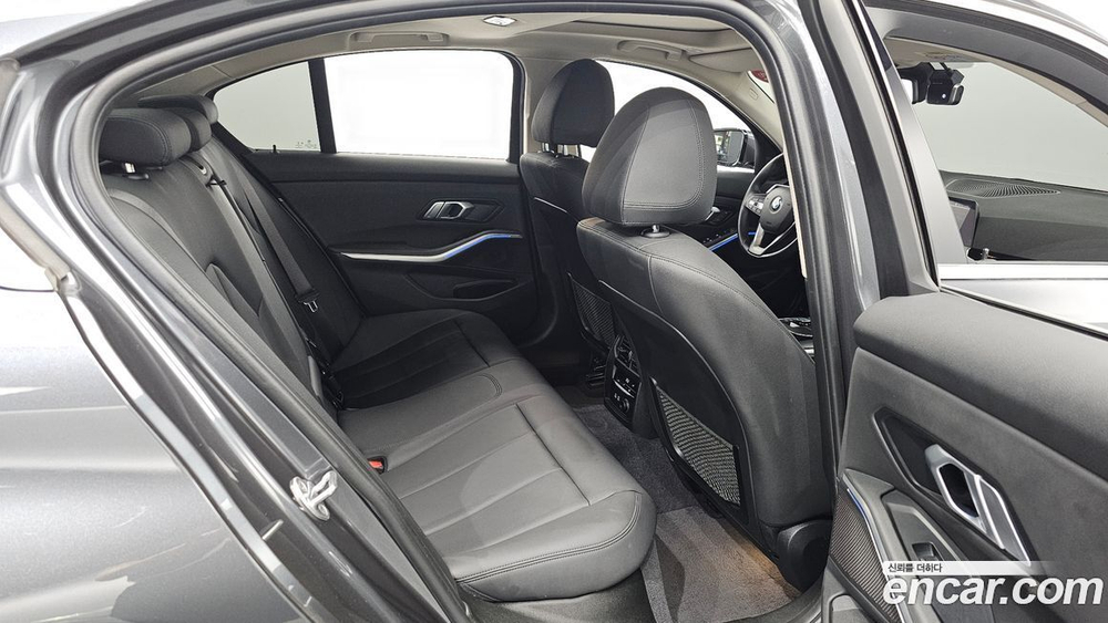 BMW 3 Series (G20) 320i (08.2020)