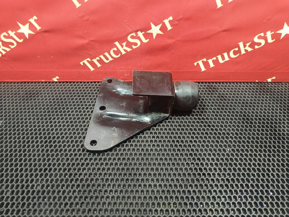 Отбойник кабины правый 2023г