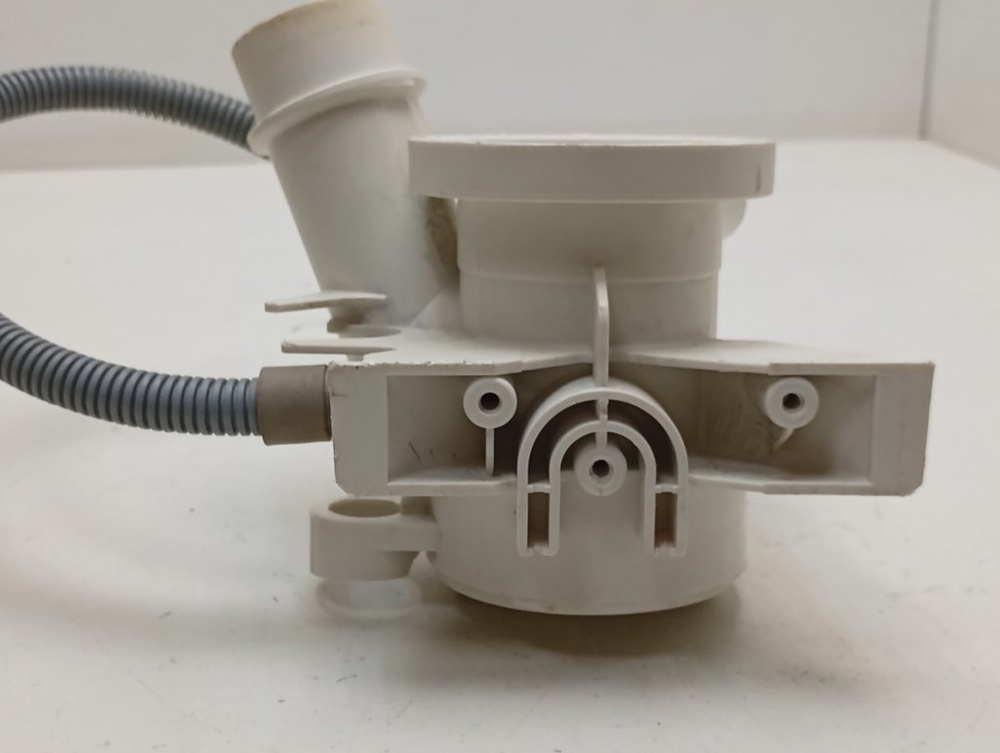 GOY1054L кт48 Улитка сливного насоса для стиральной машины Candy б/у