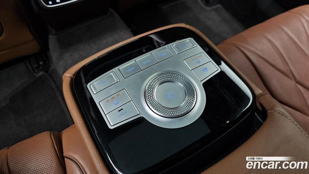 Genesis G80 (RG3) Бензин 2.5 Turbo AWD (08.2022)