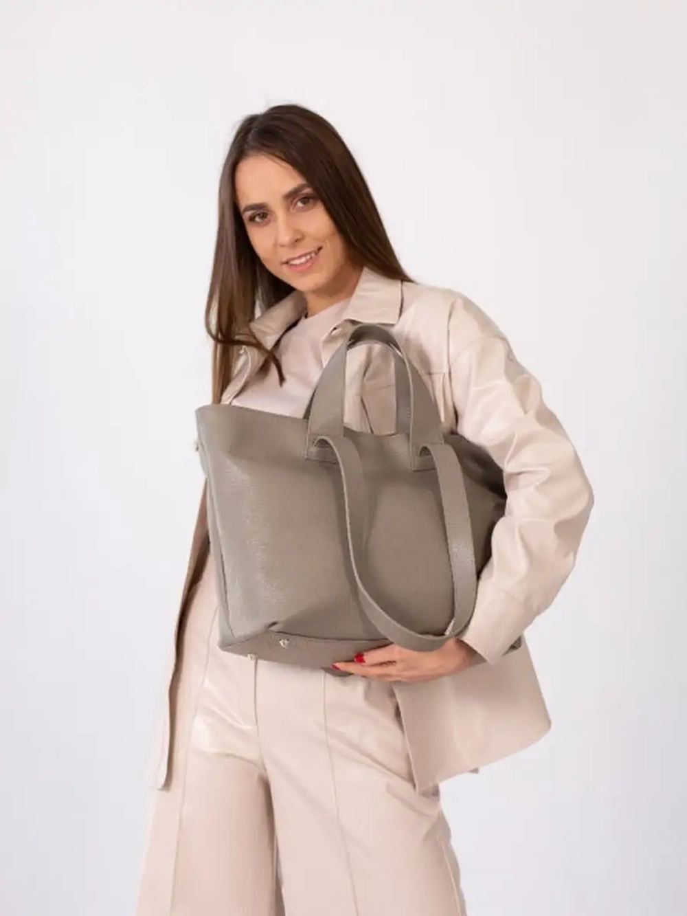 Сумка женская шоппер через плечо на ремне из кожи большая повседневная для женщины и мамы