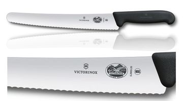 Нож Victorinox для хлеба и кондитерских изделий лезвие 26 см
