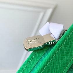 Louis Vuitton Pochette Voyage MM
