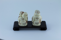 Сет нэцкэ Дзюродзин и Фукурокудзю на подставке