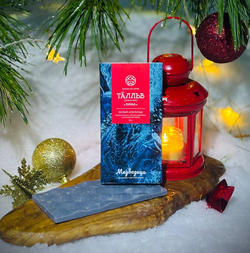 Белый шоколад с добавлением голубой матчи, мятной карамели и сычуаньского перца "ТĀЛЛЬВ" (ЗИМА)(100 г)