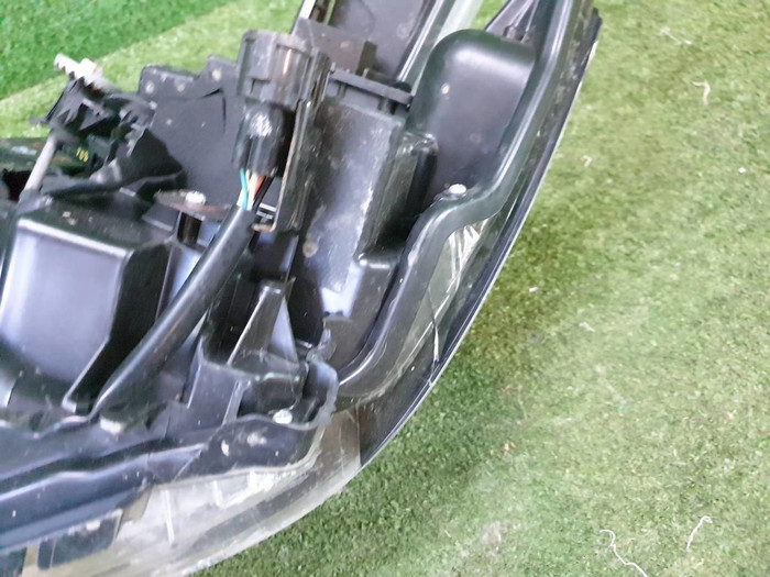 Битая Фара правая Nissan Murano Z52 (14-22) LED