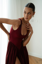 Платье боди бордовое
