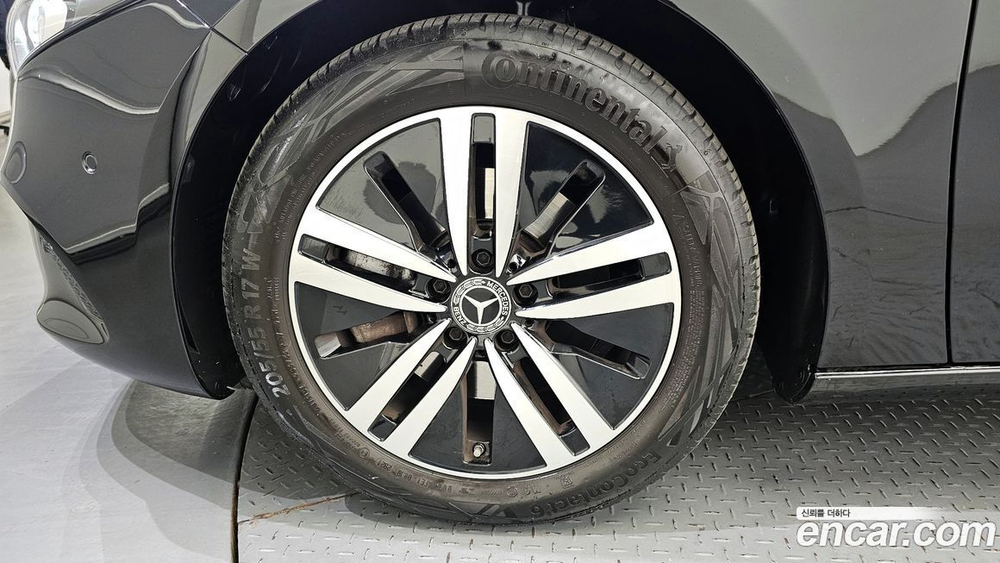 Mercedes-Benz A-Class W177 A220 Hatchback (02.2022)