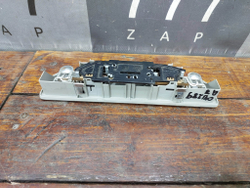 Плафон салонный задний Audi Q7 (4L) 06-15 Б/У Оригинал 4L0947111B