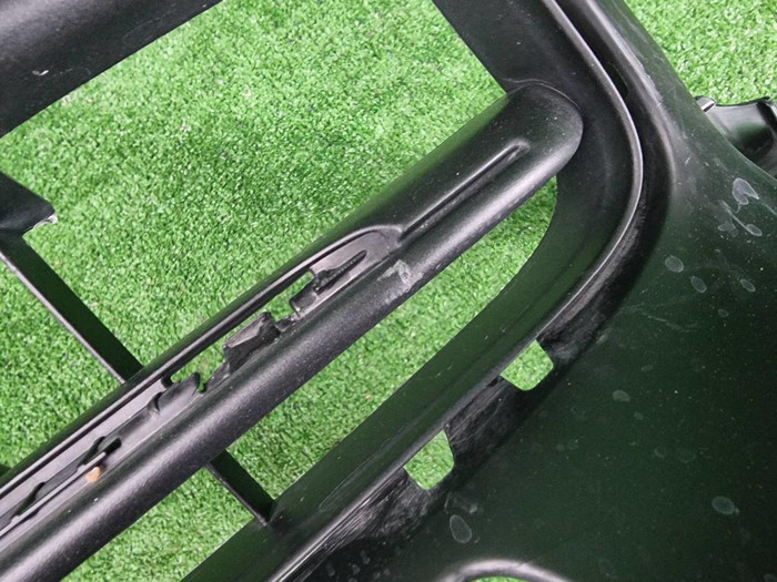 Решетка переднего бампера Porsche Cayenne 3 17-23