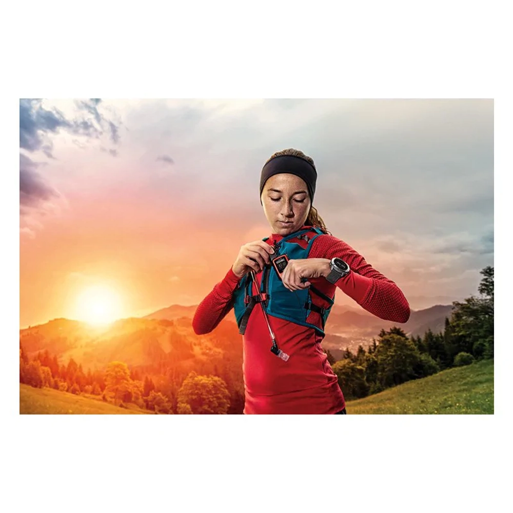 Часы для экстремальных видов спорта Garmin Enduro стальной корпус и серый нейлоновый ремешок UltraFit 010-02408-00