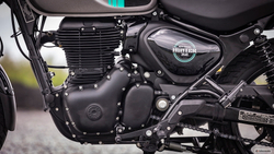 Royal Enfield Hunter 350 Dapper Grey