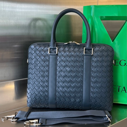 Bottega Veneta Slim Briefcase 36 cm
