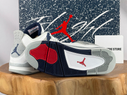 Air Jordan 4 Retro Midnight Navy
