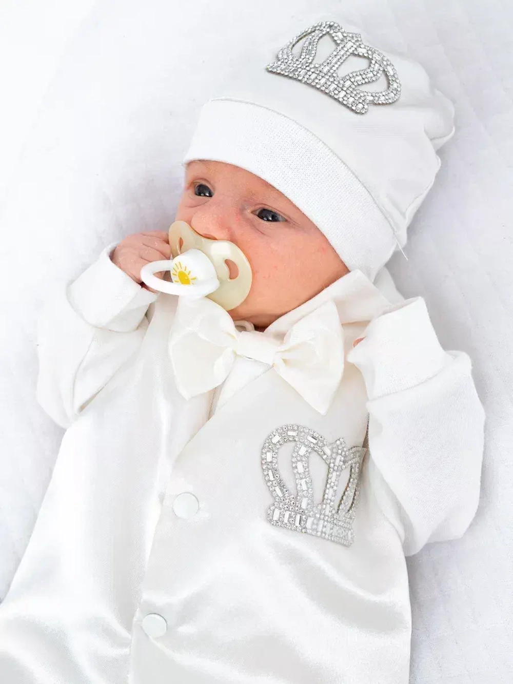 Комбинезон для новорожденного на выписку