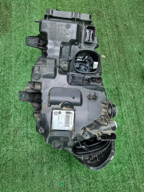 Битая Фара правая BMW X3 G01 (17-21) Adaptive LED