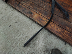 Уплотнитель стекла двери передней левой Haval Dargo 22-нв Б/У Оригинал 6107111AKN04A