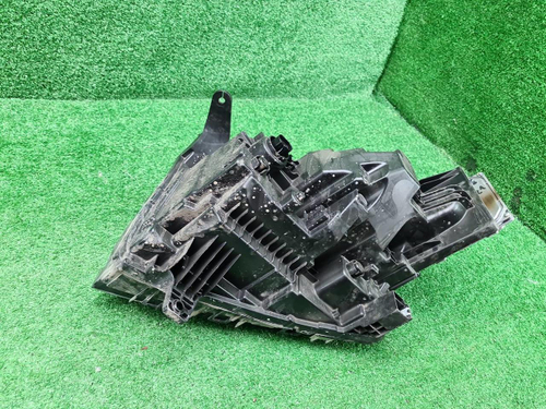 Фара правая BYD FangChengBao Leopard 5 (23-нв) LED