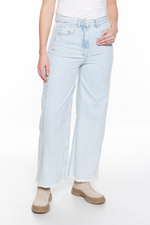 ДЖИНСЫ С ШИРОКИМИ ШТАНИНАМИ