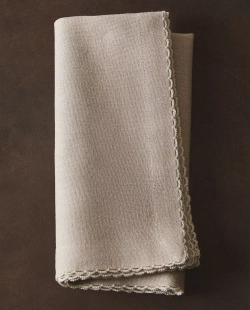 ZARA HOME САЛФЕТКИ С ФЕСТОНАМИ (НАБОР ИЗ 2 ШТ.), СВЕТЛО-БЕЖЕВЫЙ