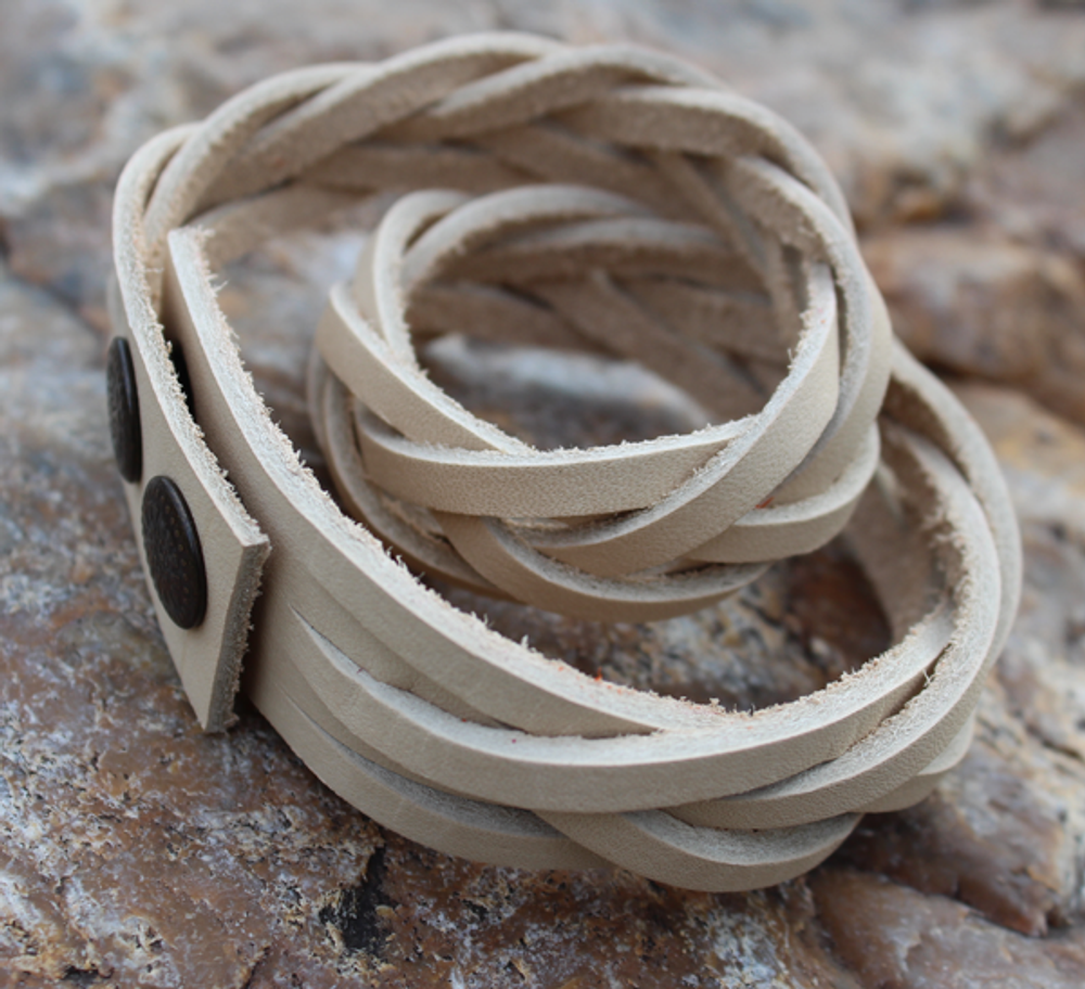 Браслет-косичка в 2 оборота | кожа