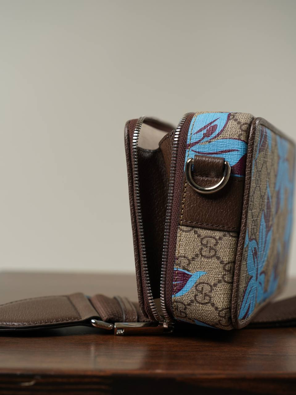 Сумка-мессенджер Gucci