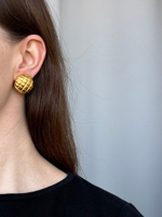 Клипсы круглые матовые Givenchy