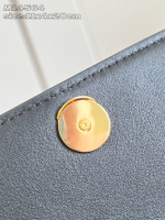 Louis Vuitton Wallet On Chain LV Bloom