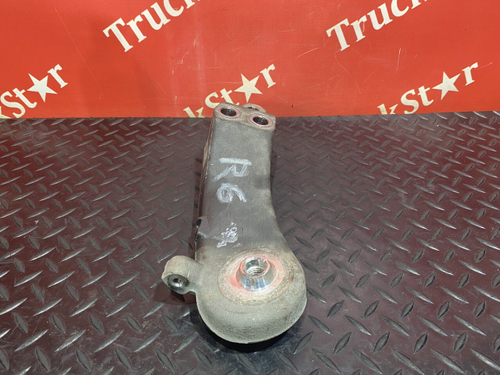 Кронштейн двигателя передний левый