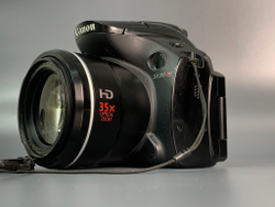 Canon PowerShot SX30 IS небольшой дефект экрана