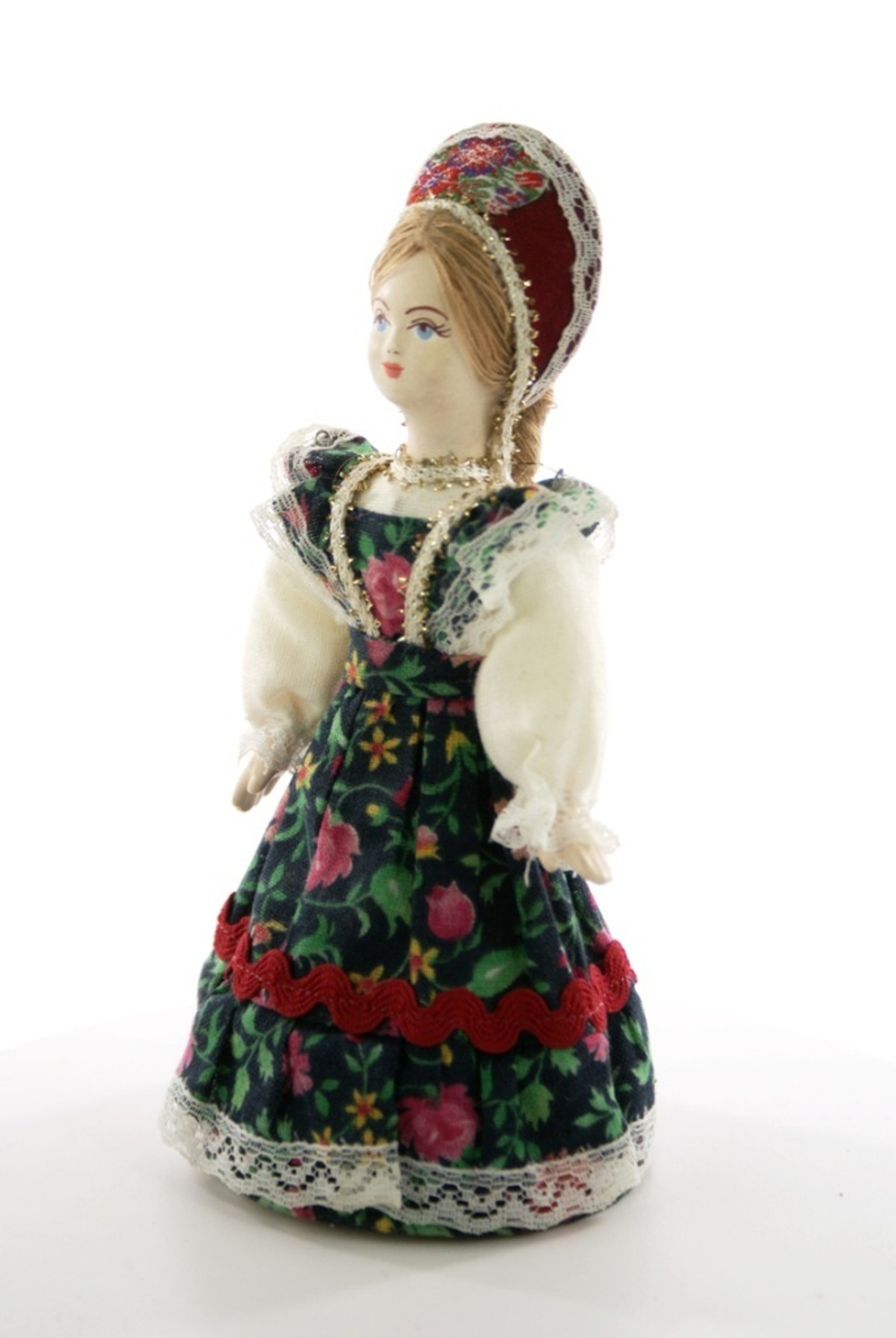 Кукла сувенирная фарфоровая. Россия. Девочка в цветном сарафане (стилизация).
