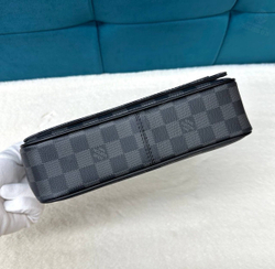 Сумка через плечо Louis Vuitton District PM