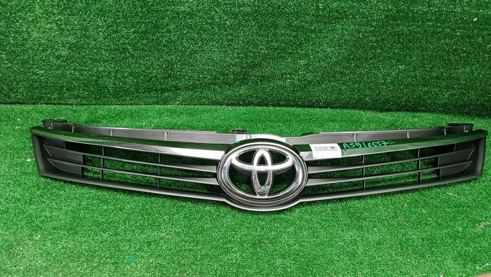 Решетка радиатора Toyota Camry xv50 (2014-2017)