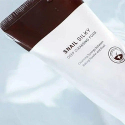 MIZON Глубокоочищающая пенка для умывания с муцином улитки- SNAIL SILKY DEEP CLEANSING FOAM , 150мл