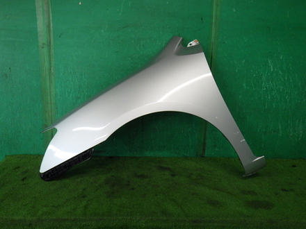 крыло переднее левое Toyota Premio NZT260 крепление+