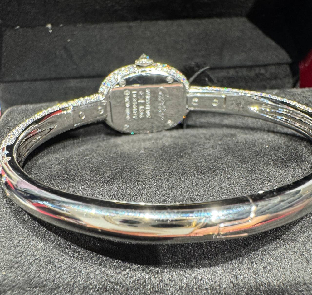 Часы Cartier