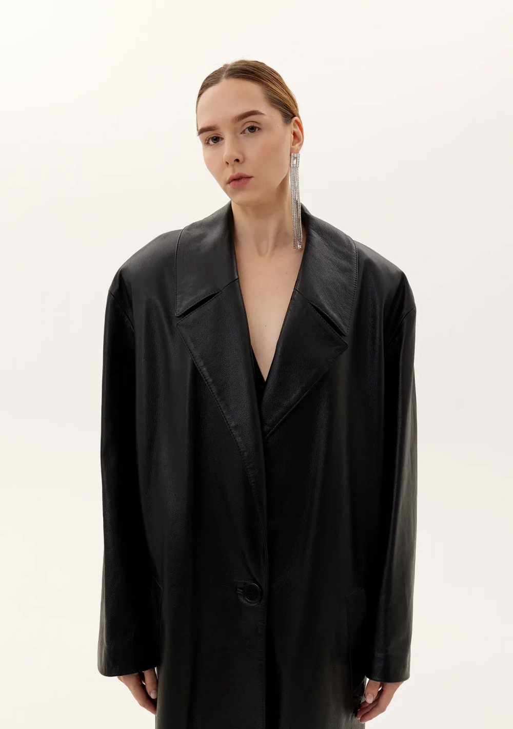 Кожаный плащ, чёрный