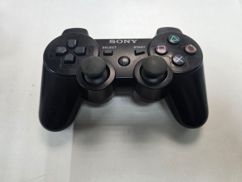 Джойстик на Sony Playstation 3 черный