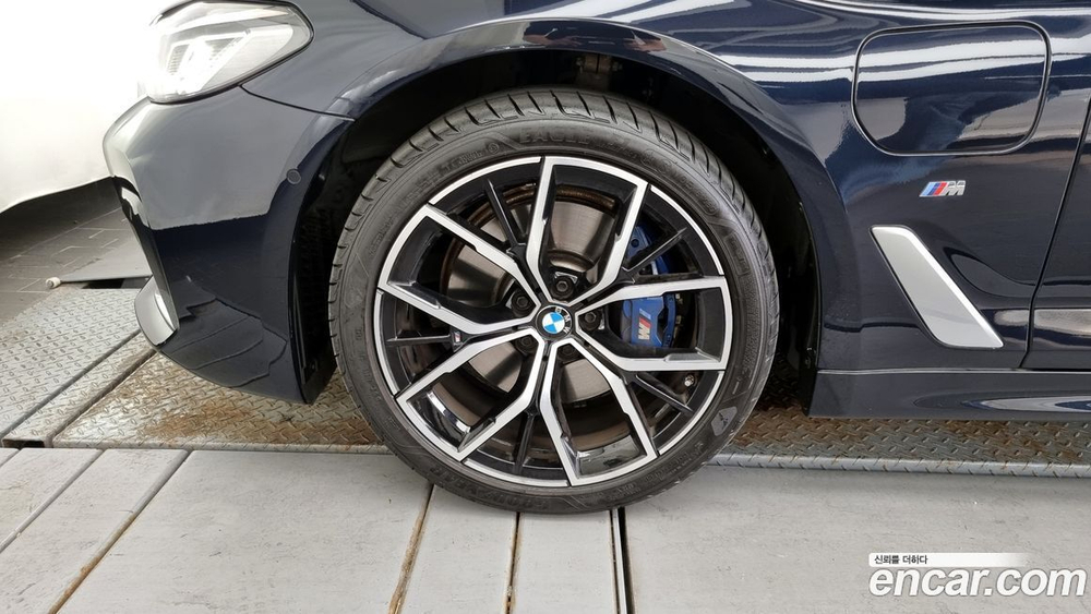 BMW 5 Series (G30) 530e M Sports (12.2020)