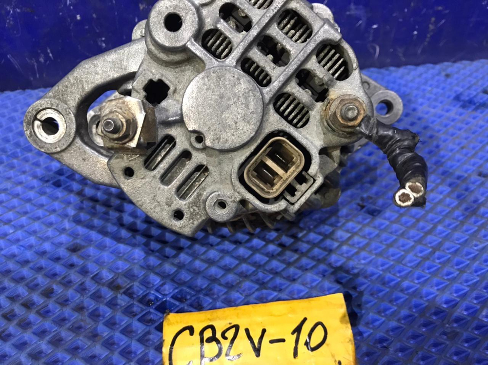 Генератор MITSUBISHI LIBERO 1999