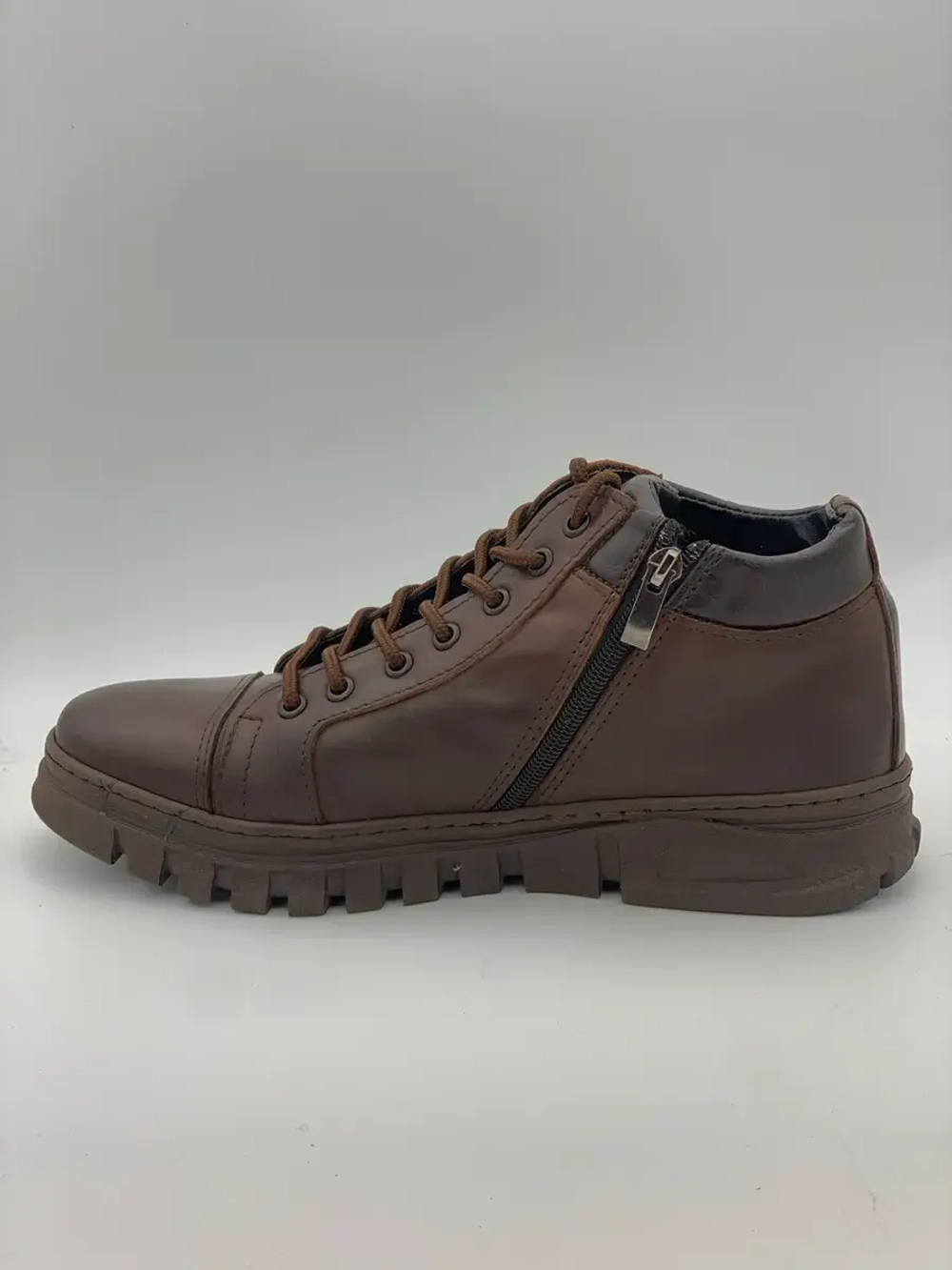 Ботинки из натуральной кожи и меха