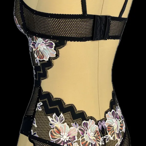 Кружево эластичное черное/цветы 22 см, Китай