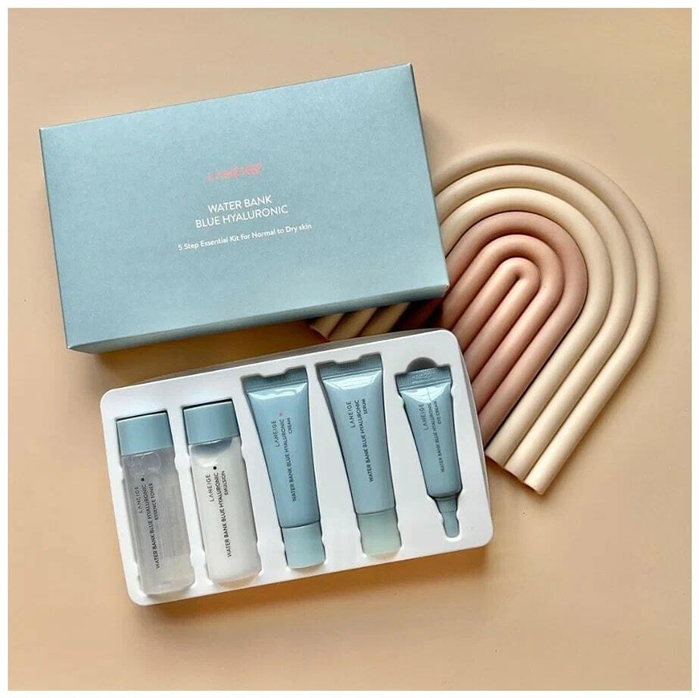 Набор супер-увлажняющих миниатюр 5 средств Laneige Water bank blue hyaluronic 5 step essential kit
