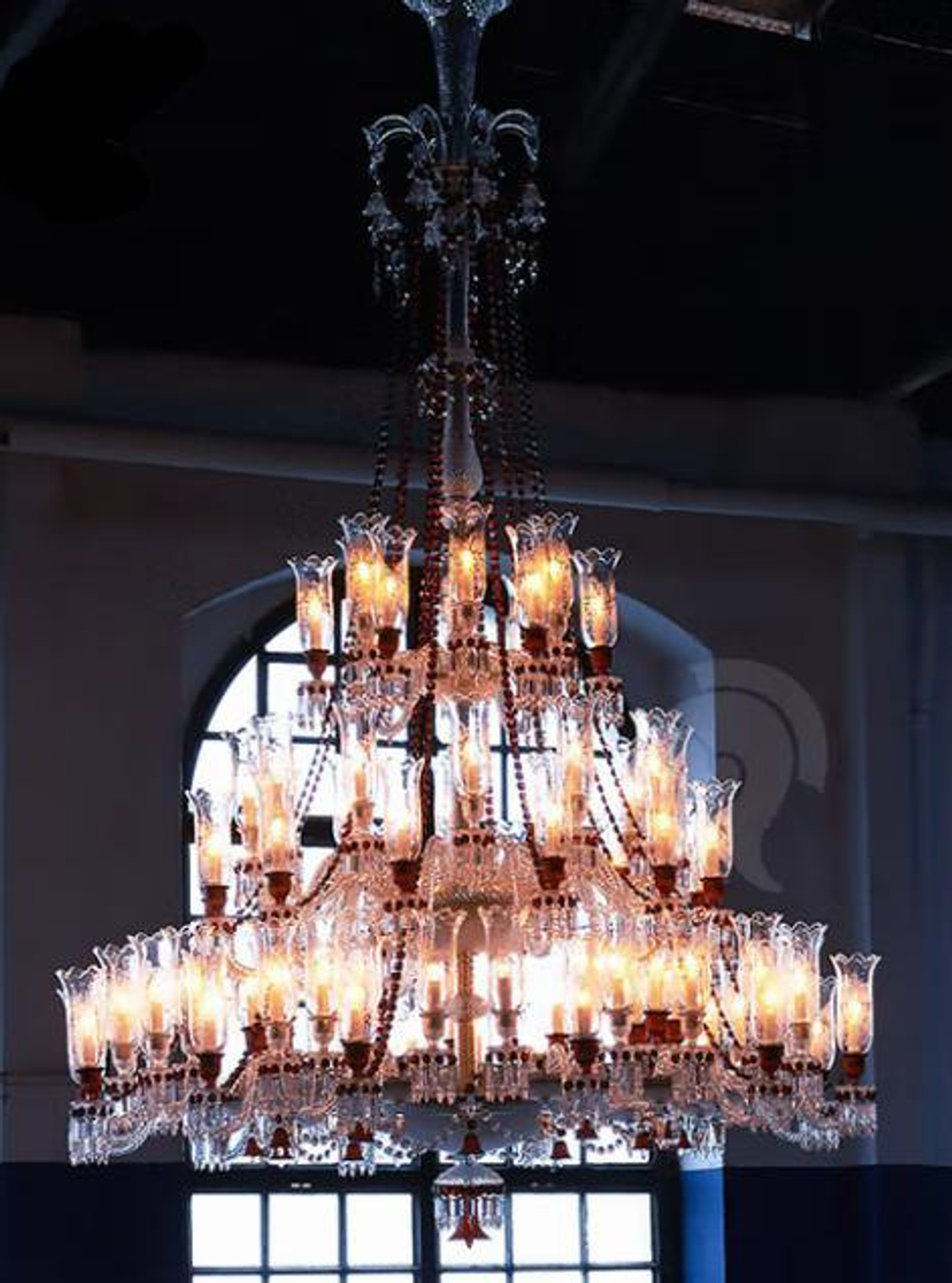 Люстра подвесная