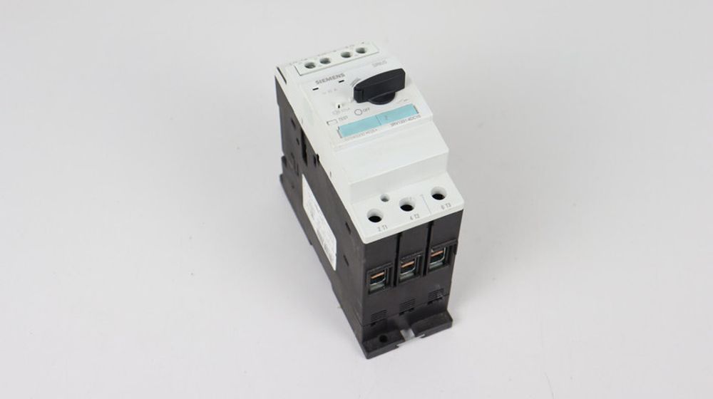 SIEMENS 3RV1331-4DC10