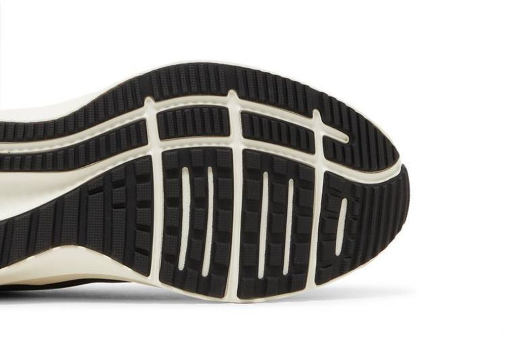 Кроссовки Nike Quest 4 Premium (Женская размерная сетка)